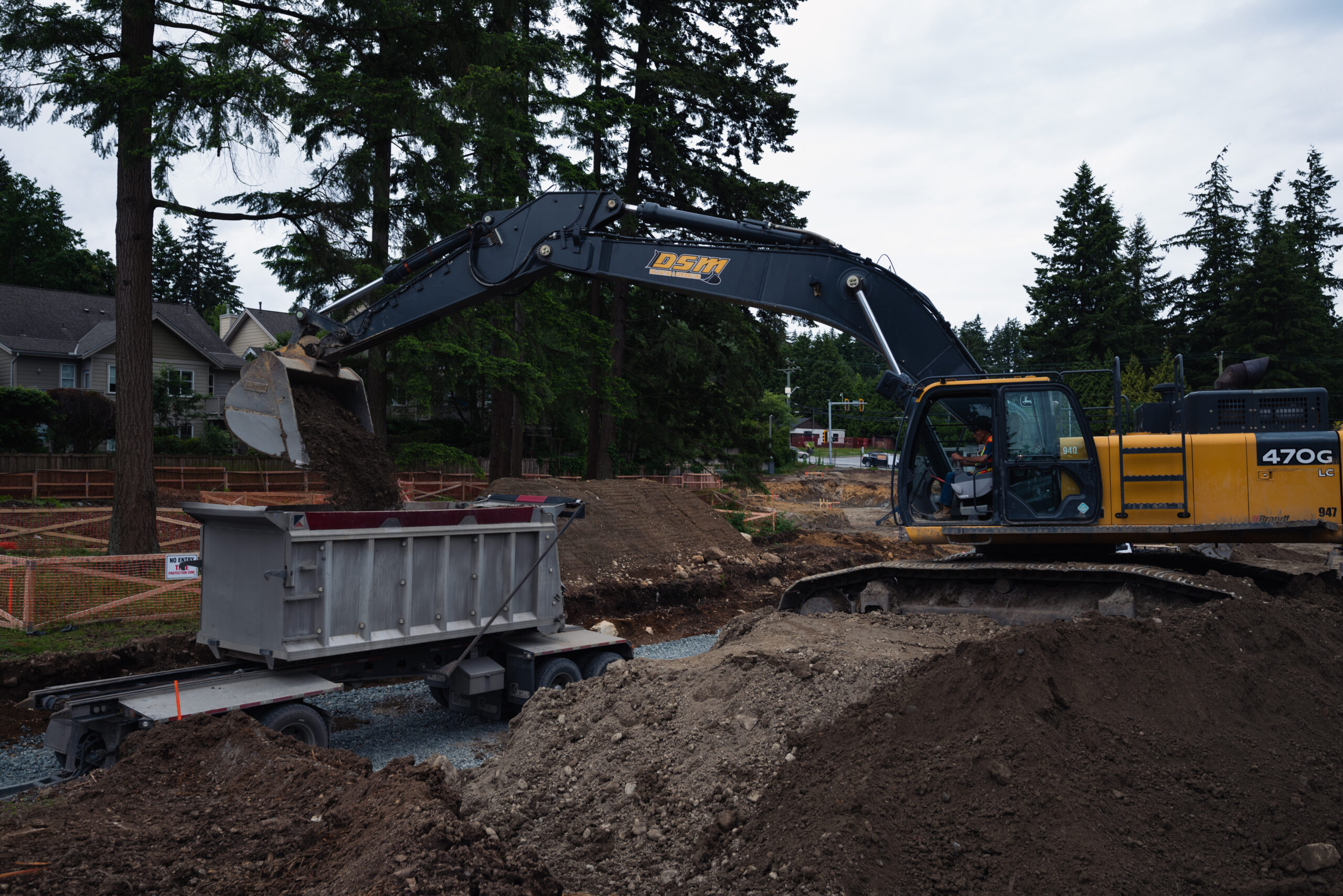 Multi-unit residential excavation